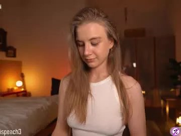 Freechat alexispeach on Chaturbate