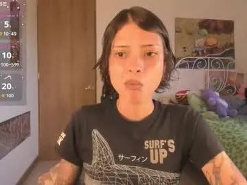 Freechat alone_together_ on Chaturbate