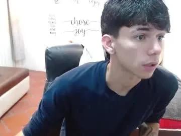 amethystshadow — GOAL: Sexy pelvis moves [69 tokens remaining] Welcome to my room! #18 #bigcock #twink #latino #new