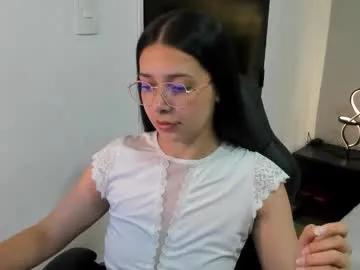 Freechat angeline_davies on Chaturbate
