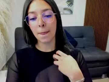 Freechat angeline_davies on Chaturbate