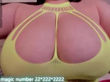 Freechat anyi_sweet_titss on Chaturbate