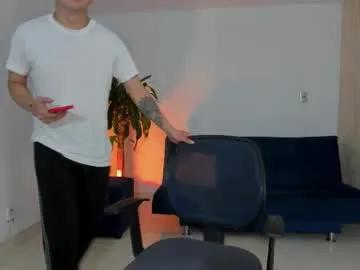 ares_johnsonn — naked dance [70 tokens left] #master #pvtshow #feet #bigdick #twink