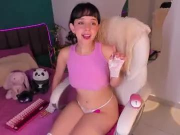 Freechat ariamoonlight on Chaturbate