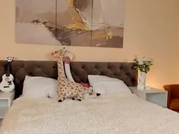 ariella_sol on Chaturbate