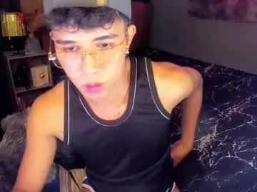 asiancum_peter on Chaturbate