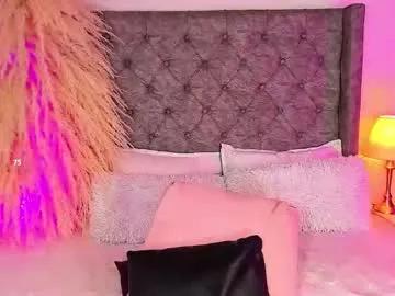astrid_jonnes on Chaturbate