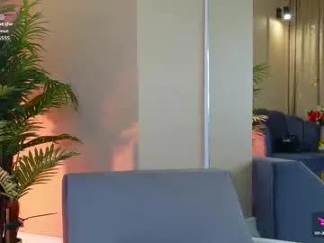 avrillcyrux on Chaturbate