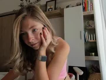 bestgirl_ofthe_neighborhood — help me squirt - Multi-Goal :  help me cum #Lovense, #tease, #ohmibod, #squirt, #cum, #milf