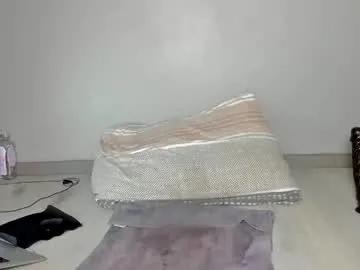 Freechat bigtroublelittlechina on Chaturbate