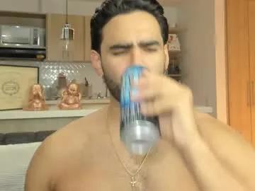Chaturbate bradleymartin7 is Freechat bradleymartin7 — Bradleymartin7's room #hairy #lovense #muscle #bigcock #pvt