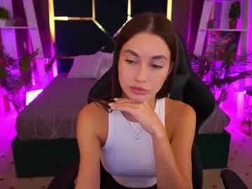 Freechat cherryylulu on Chaturbate