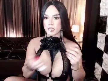 chixfranching on Chaturbate