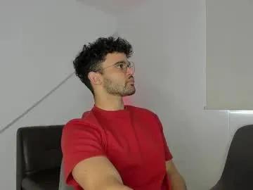 Freechat chrisandrew_ on Chaturbate
