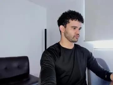 Freechat chrisandrew_ on Chaturbate