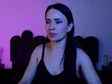 cristal_hilton_10 — GOAL: Sexy Dance [42 tokens remaining] I do free C2C and appreciate the tip you want to give me #lovense #latina #roleplay #glasses  #sph