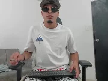 Freechat dave_skinnycum420 on Chaturbate