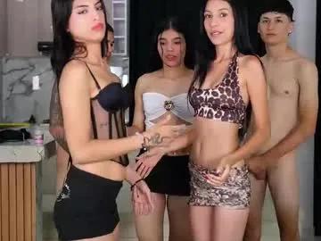 Group dears_pearlss on Chaturbate