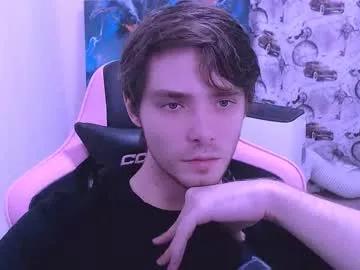 dmitryromanov on Chaturbate