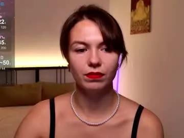 Freechat ellacanny on Chaturbate