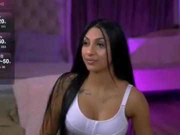 Freechat emahallee on Chaturbate