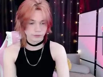evan_reinhart — GOAL: every 10 tk spanks my ass hardly [30 tokens remaining] Nice to see you! <3 #teen #18 #twink #lovense #young #shaven #cum #goth #anal