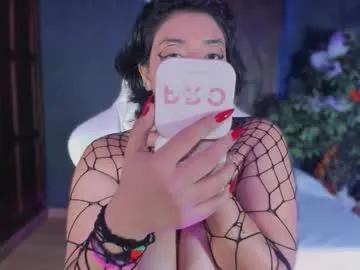 Freechat evelynaradia on Chaturbate