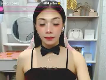 Freechat exotictssavie on Chaturbate