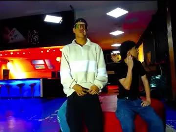 extrangers on Chaturbate