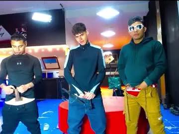 extrangers on Chaturbate