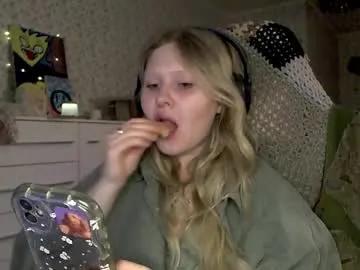 fairydreams_ — ^^bare back tease on goal #natural #nonude #hairy #hairyarmpits #curvy [205 tokens remaining]