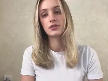 Freechat fflloowweerr on Chaturbate