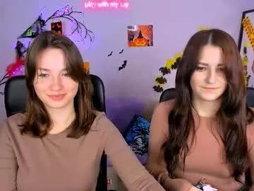 helli_belli — GOAL: touch body gently [5 tokens remaining] Welcome to my room! #18 #teen #skinny #shy #pvt