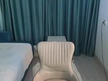 hey_herbal — Domi on my clit #bigboobs #blowjob #squirt #asian #fuckmachine [444 tokens remaining]