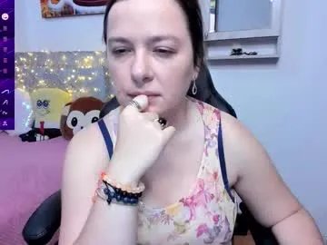 Freechat hidianapaola on Chaturbate