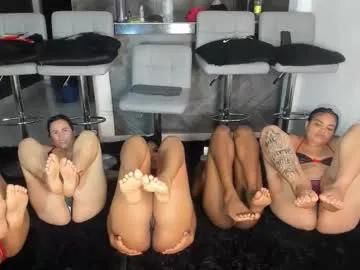 Freechat hot_fetish_bunnies on Chaturbate