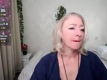 Group hunters_woman on Chaturbate