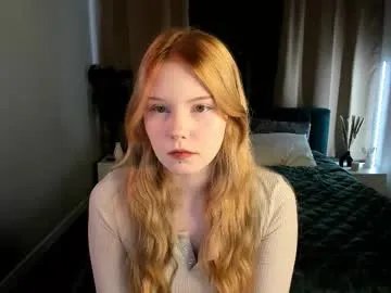 julia_anis — Stand up ans spun around [13 tokens left] #new #young #18 #nonude #redhead
