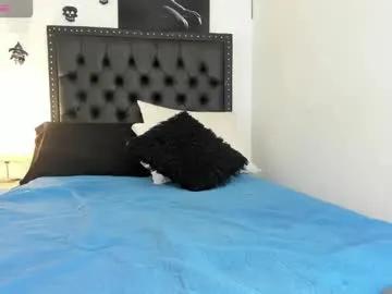 Freechat karolperes on Chaturbate