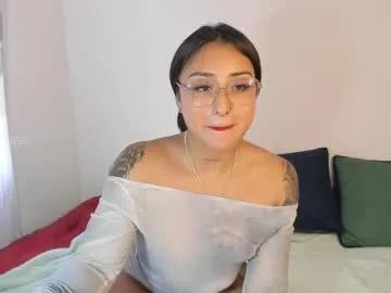 Freechat katharina_lopez on Chaturbate