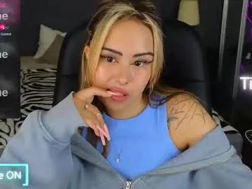 Freechat kim_brownie on Chaturbate