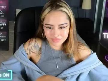 Freechat kim_brownie on Chaturbate
