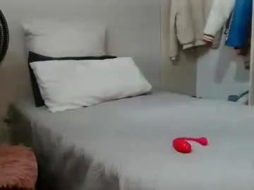 Freechat kinkyj_ on Chaturbate