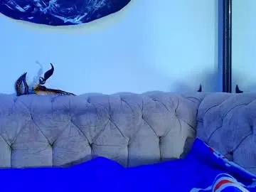 Private kira_mackenzie on Chaturbate