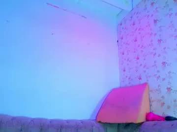 Private kira_mackenzie on Chaturbate