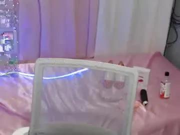 Freechat kitty_piex on Chaturbate