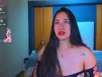 Freechat lauroberts on Chaturbate