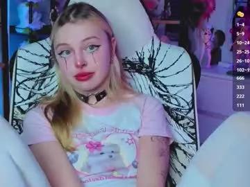 Freechat leiladwight on Chaturbate