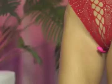 lila_hottie_rosie on Chaturbate