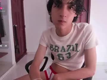 Freechat lildan18 on Chaturbate
